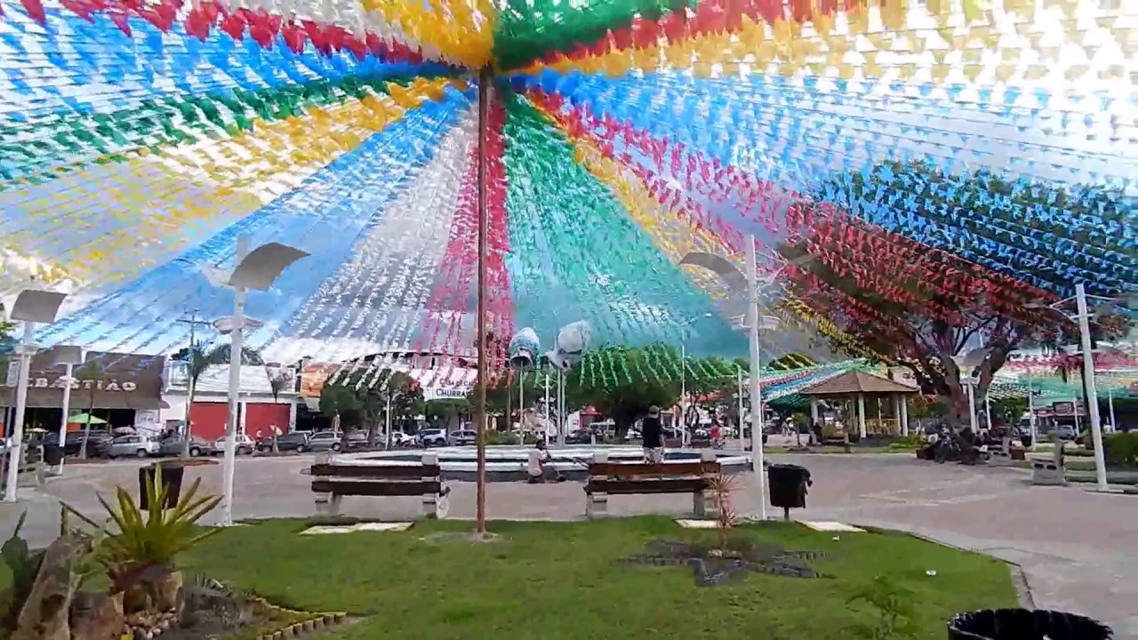 BANDEIRINHAS PRAÇAS.jpg