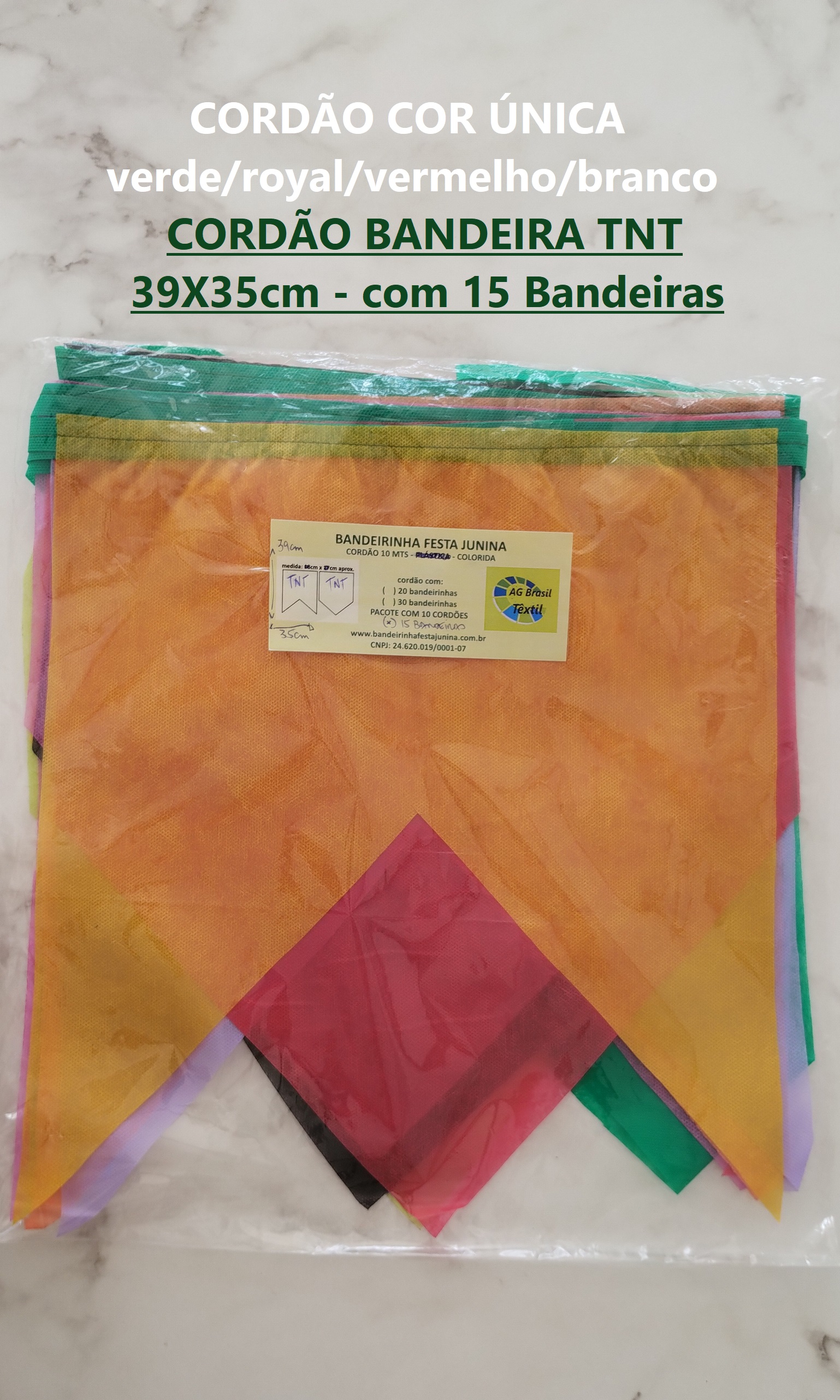 AGBR BANDEIRA TNT JUNINA 39X35CM COM 15 BANDEIRAS.jpg